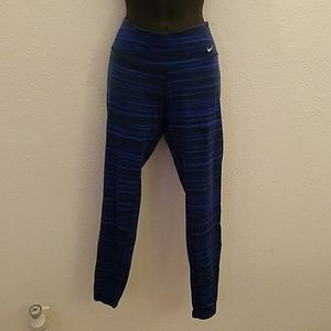 Nike leggings